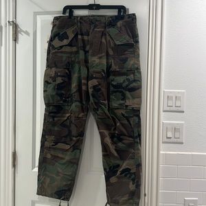 Brand new Men’s Ralph Lauren camo cargo pants size 36 by 32